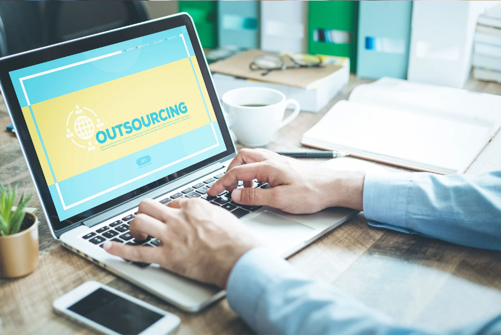 Benefits of Outsourcing Business to India With DataPlusValue
